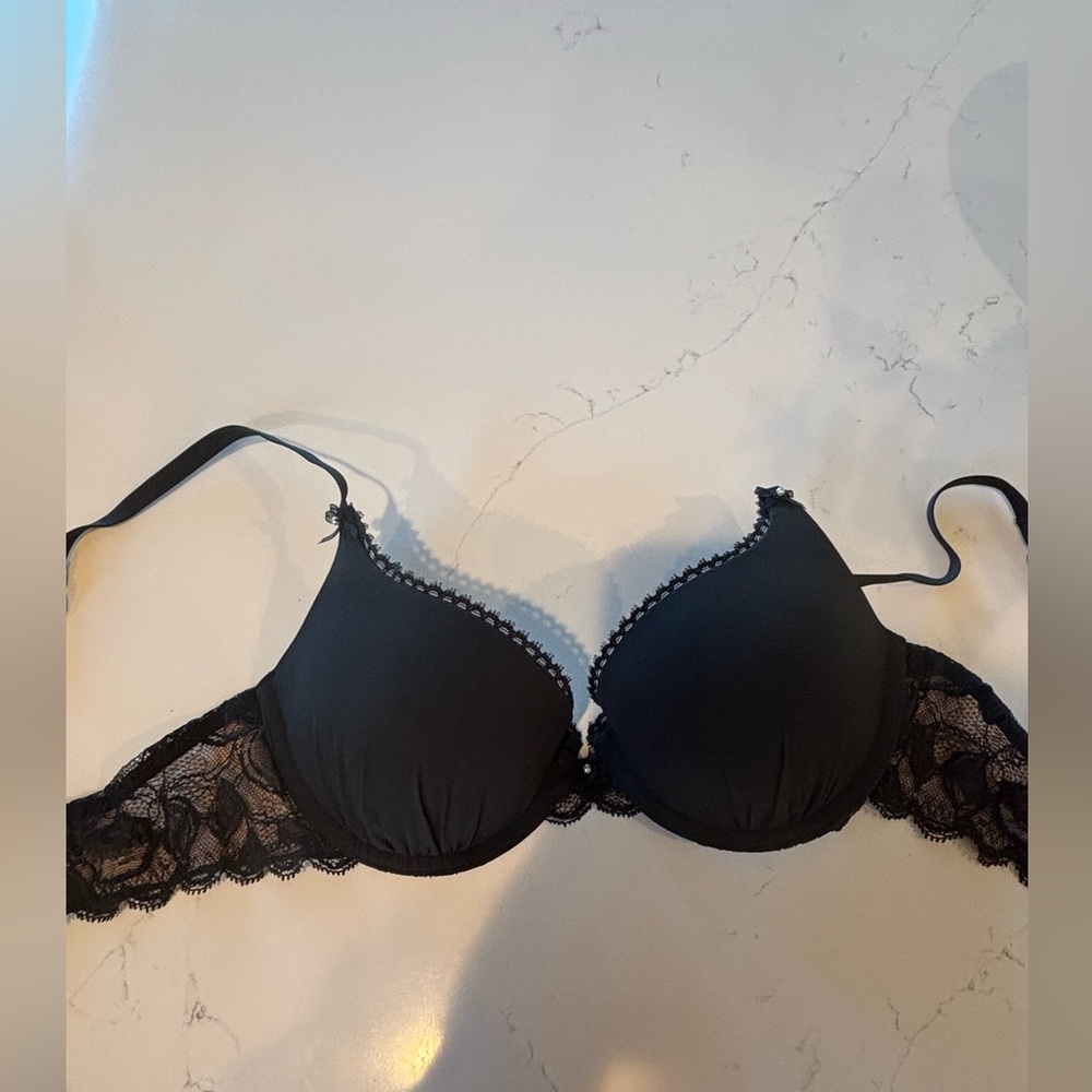 Victoria’s secret Black Bra NWOT